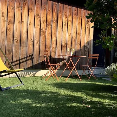 Jolie Maison Pleine Nature, 1-4 P, Parking Gratuit